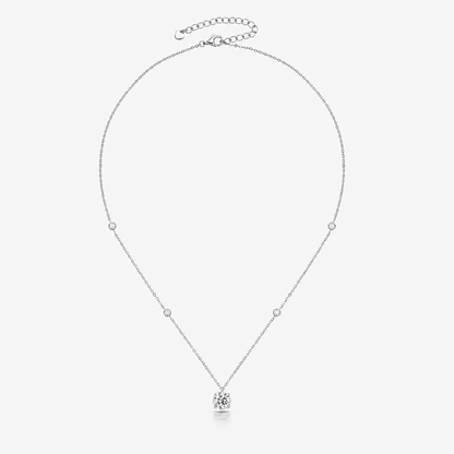 2 carats round pendant