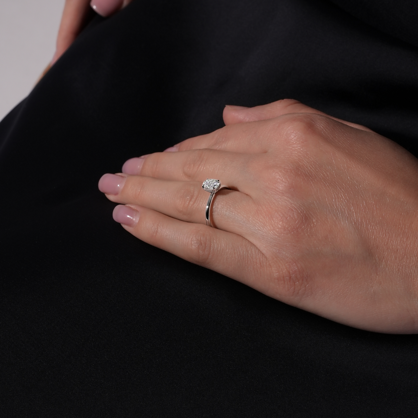 1ct Oval Moissanite ring