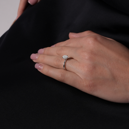 1ct Oval Moissanite ring
